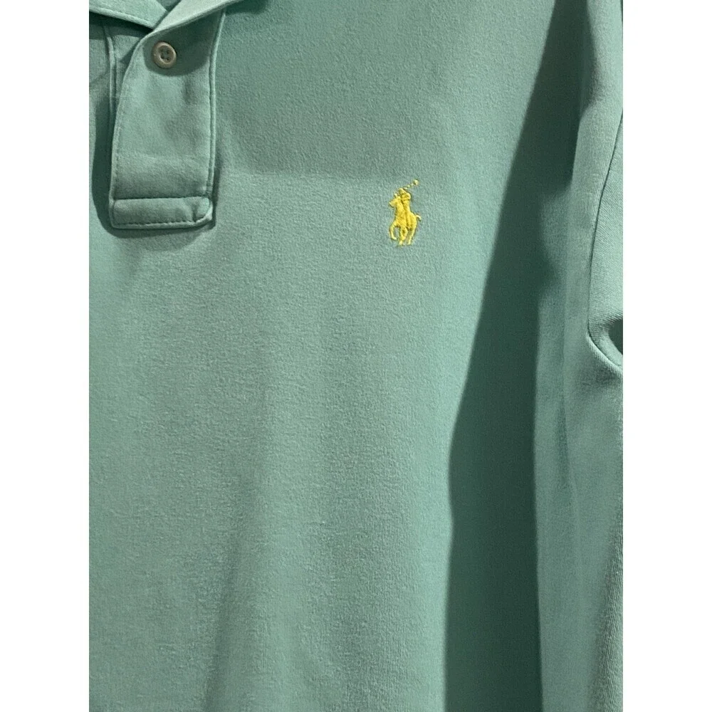 Polo Ralph Lauren men's mint colored shirt. Size Men’s M Good Condition